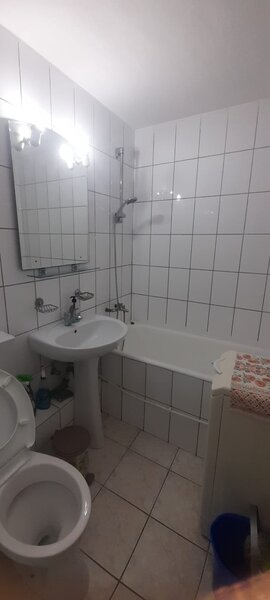 Militari, Veteranilor, Lujerului,1 min metrou